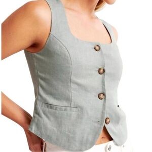 Abercrombie & Fitch Light Gray Button-Down Blouse